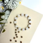 White Jade Sandalwood Bracelet Gold bead - Image 5