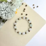 White Jade Sandalwood Bracelet - Image 5