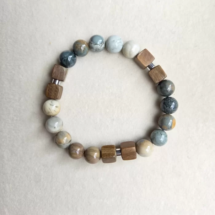 2505-07AA_alashan-agate-sandalwood-3 Alashan Agate Sandalwood Bracelet - Image 1