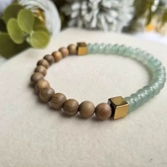 2505-18AV_adventurine-hermatite-sandalwood-3 Green Aventurine Sandalwood Bracelet - Image 5