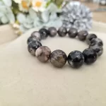 Black Sakura Agate Bracelet - Image 3