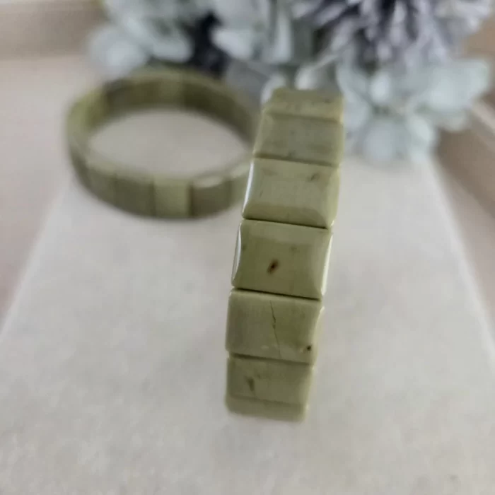 Matcha Alashan Agate Papan Bracelet - Image 3